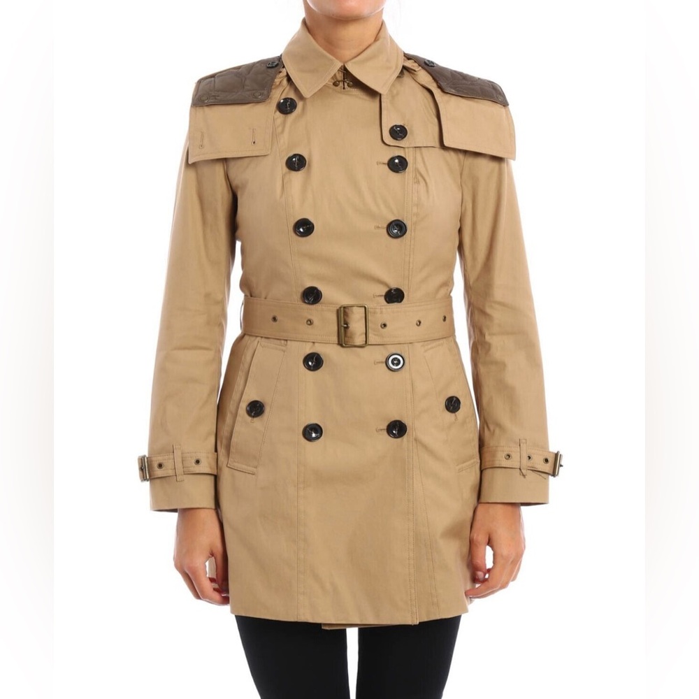 Burberry Reymoore Trench Coat with removable liner